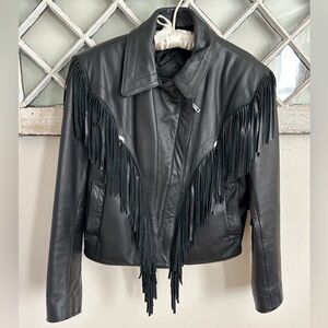 Woman’s Bermans leather jacket. Size 6 nwot